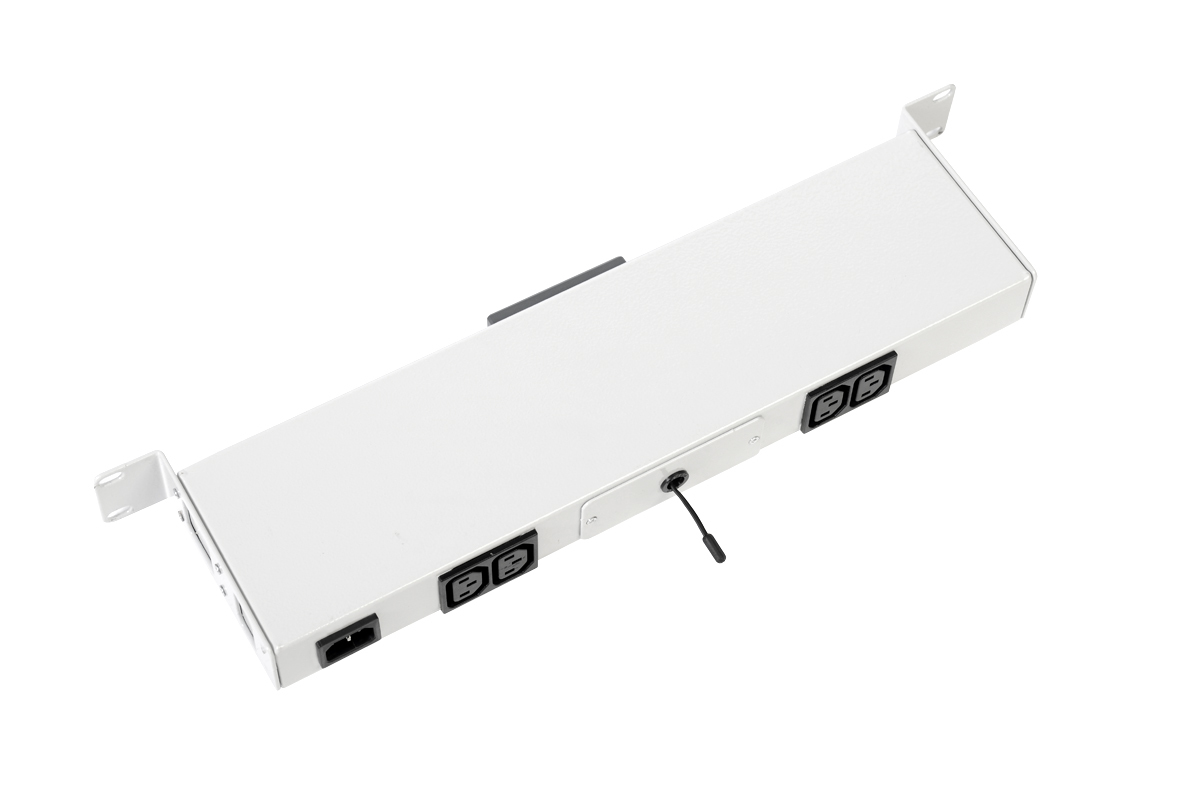 Панель управления вентиляторами, вход IEC60320 C14, 4 выхода IEC60320 C13 (ЦМО)