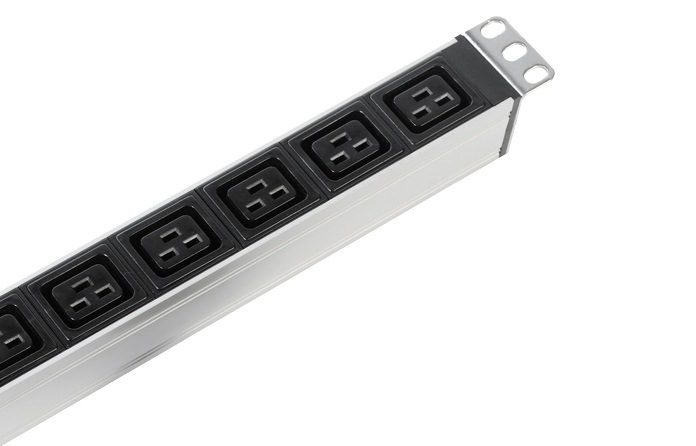 Вертикальный блок розеток Rem-16 с авт. 16A, 15 Schuko, 10 IEC 60320 C19, 16A, алюм, 42-48U, колодка (ЦМО)