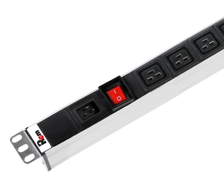 Блок розеток Rem-16 с выкл., 6 IEC 60320 C19, вход IEC 60320 C20, 16A, алюм., 19&amp;quot; (ЦМО)
